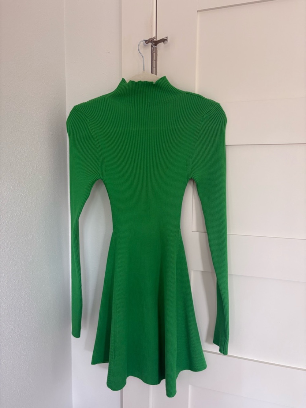 Klesis Green Long-Sleeve Sweater Dress